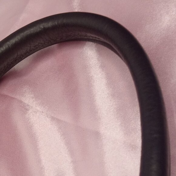 Valentina Embossed Leaf Leather Purse - Picture 10 of 11